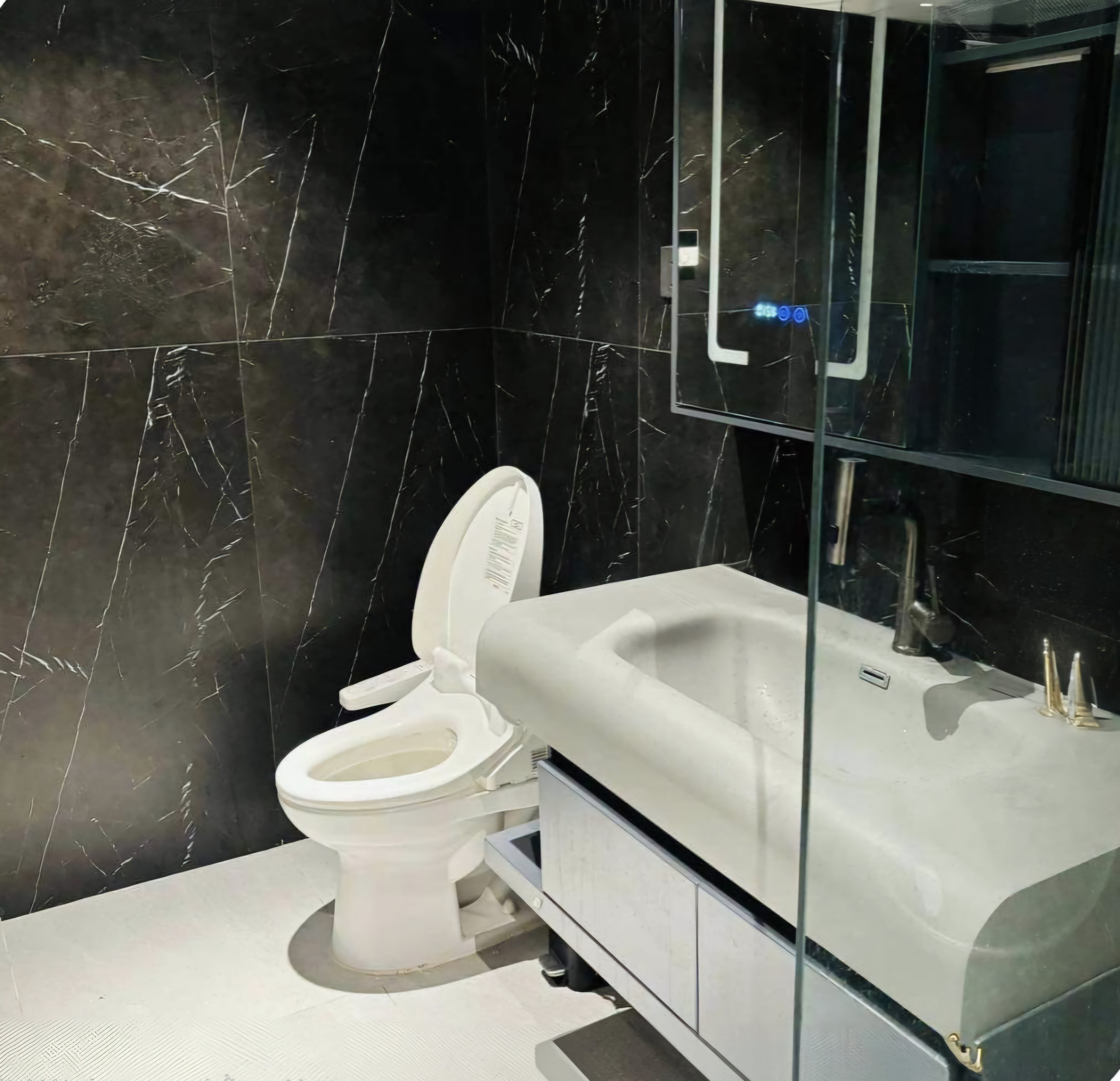 Cho thuê Nhà VP, Nhà Hàng, KD, Võ Thị Sáu, thang máy, 108m2x 5T vỉa hè 32 Tr - Ảnh 2